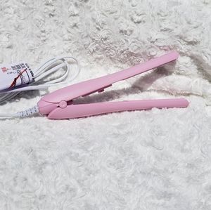 💞PRETTY PINK Travel Straightener Flat Iron